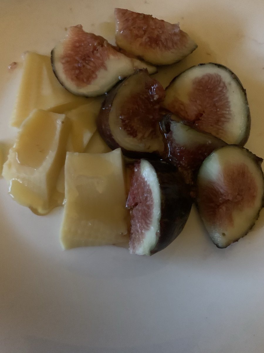 Me antoje.Falto el jamón crudo….