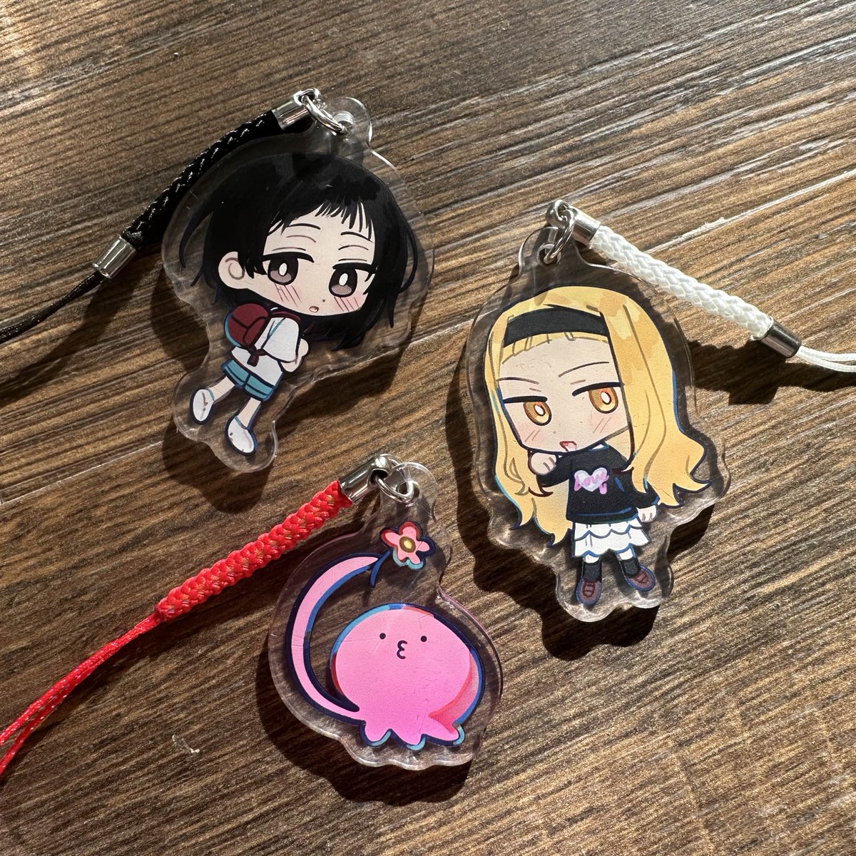 JAQ ⏭️ SHOP OPEN tweet media