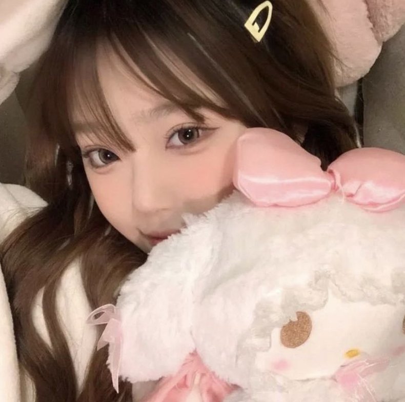 kesi33's tweet image. 電車で化粧直ししてる女性の技術に感心
器用だな 🐔