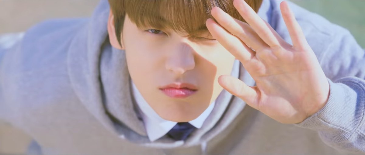 csbpics's tweet image. 7 years ago i loved you at first sight 🤍