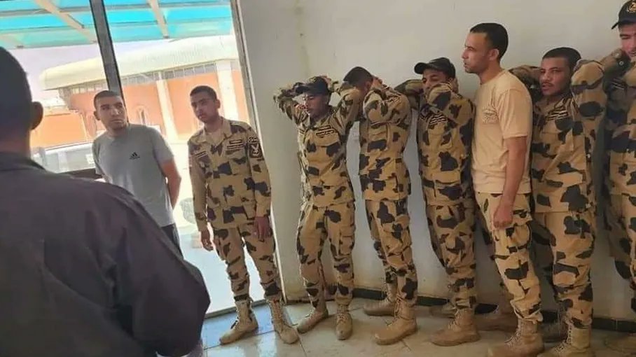 قهر المخابرات الخارجية ما بلغتكم تسحبون قواتكم من السودان بعد ما بدا الضرب