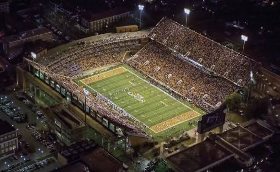 Blessed and honored to receive my 13th division 1 FBS full ride scholarship  offer from the University of Southern Mississippi after an amazing conversation with <a href="/CoachSCoughlin/">Sean Coughlin</a>!!   <a href="/BaizCoach/">@coach_baiz</a> <a href="/CoachBarnesBOLD/">Coach Barnes</a> <a href="/BallCoachWass/">Garrett Wasser</a> <a href="/Coach_Gomes/">Ryan Gomes</a> <a href="/CoachBumpRBU/">Antonio Bumpers</a> <a href="/ARCBeaverBall/">American River College Football</a>