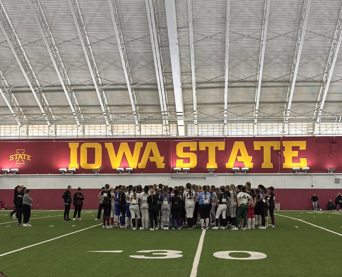 Grace Hoker tweet media