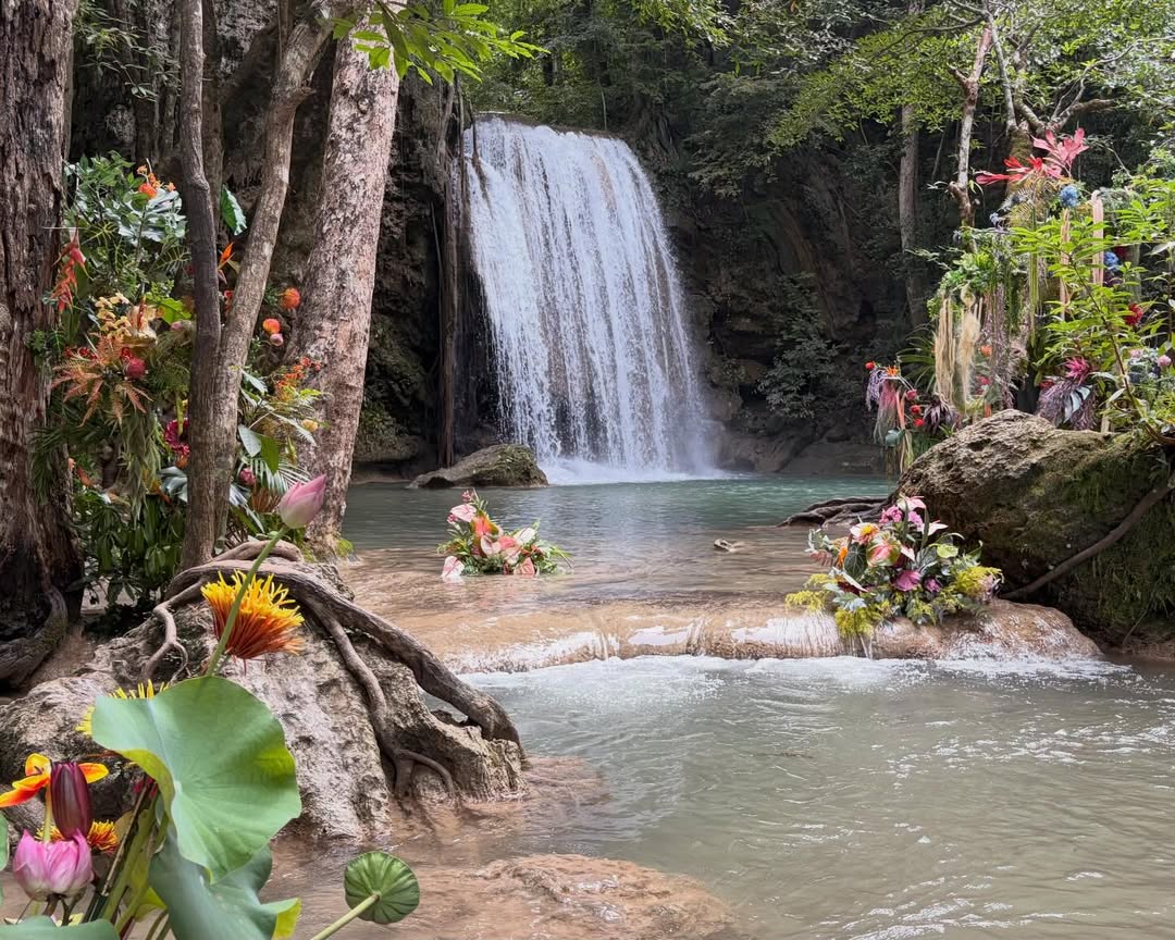 kiiikiiibase's tweet image. The filming location for the Delulu Track film is in Erawan National Park, Thailand.

#KiiiKiii #키키