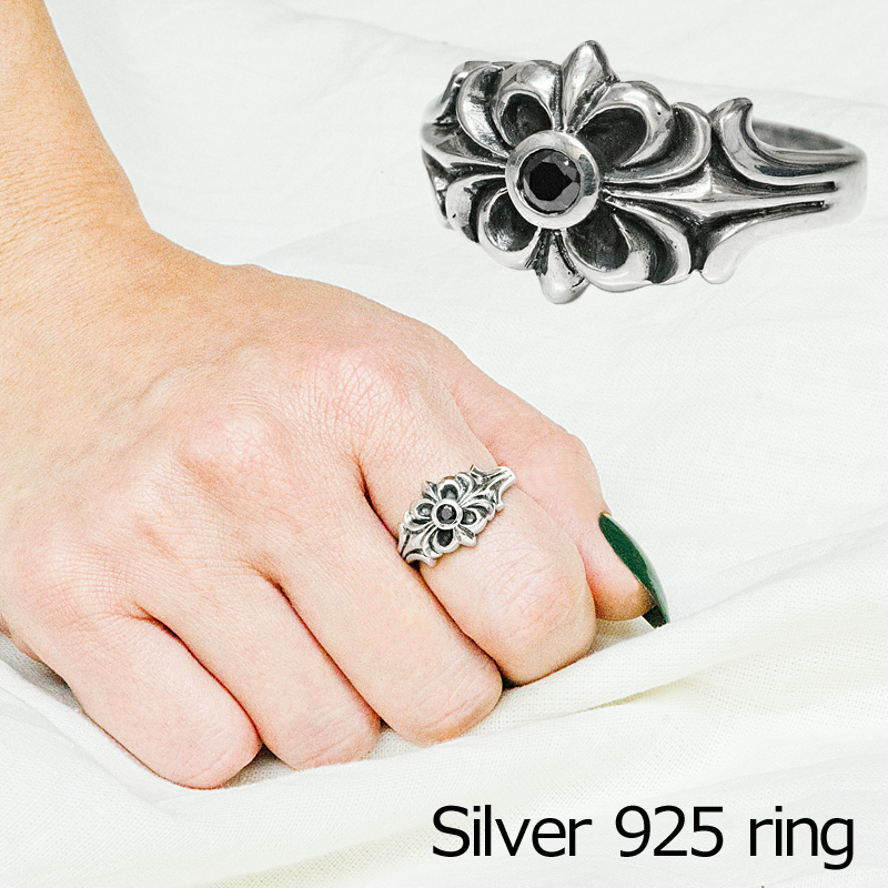 シェル 最終値下げ！今月末までの出品♪アーカー⭐︎カプアピアス