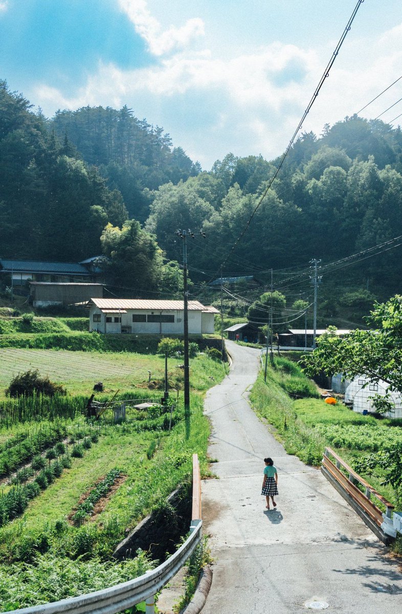 CoryIsReal's tweet image. 新しく買った靴で歩いたら足音が思ったより響く 🐕