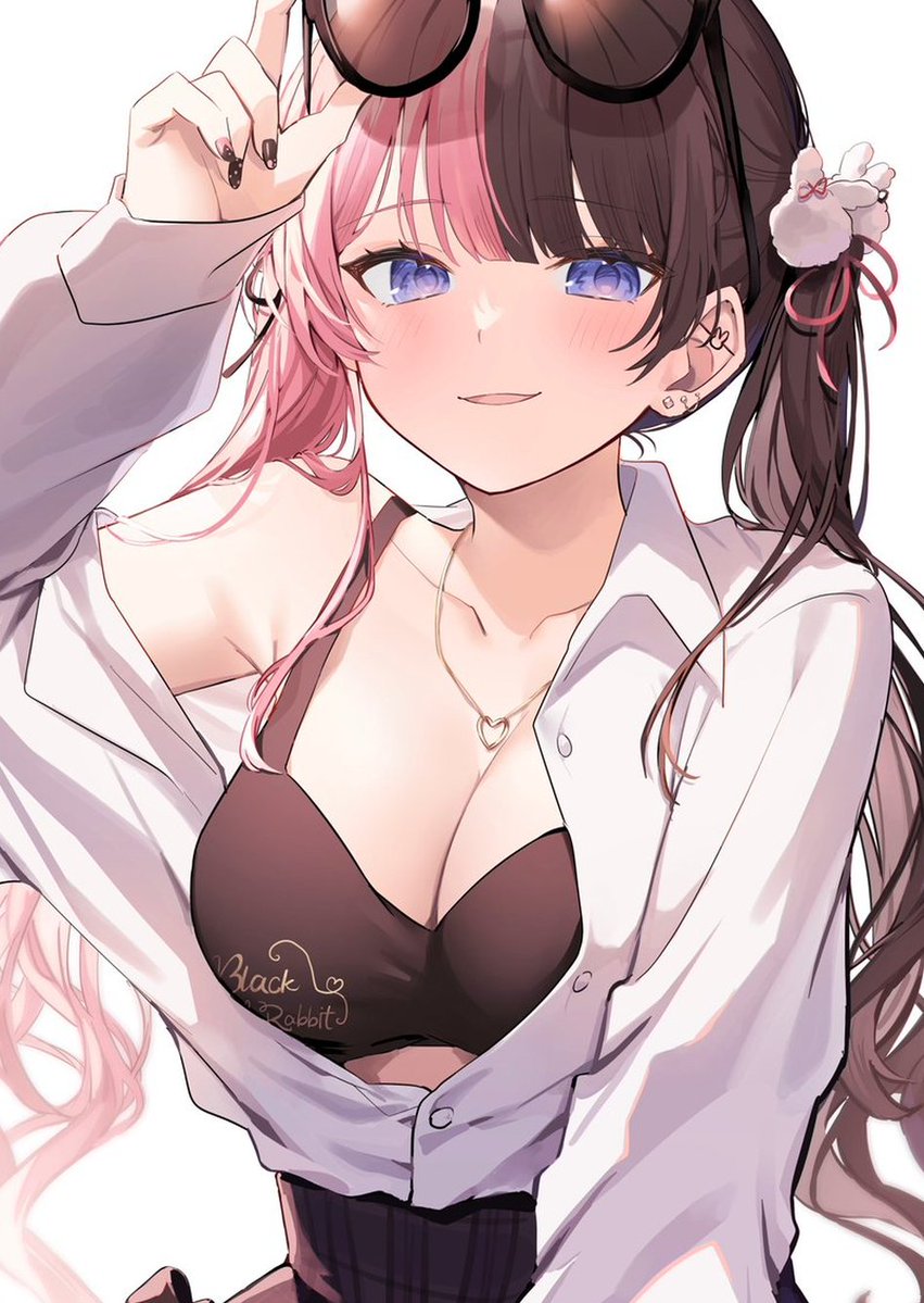 Falcox0's tweet image. 新しいレストランで食べたディナーが絶品
 記念日のお祝いにぴったりだった 😍