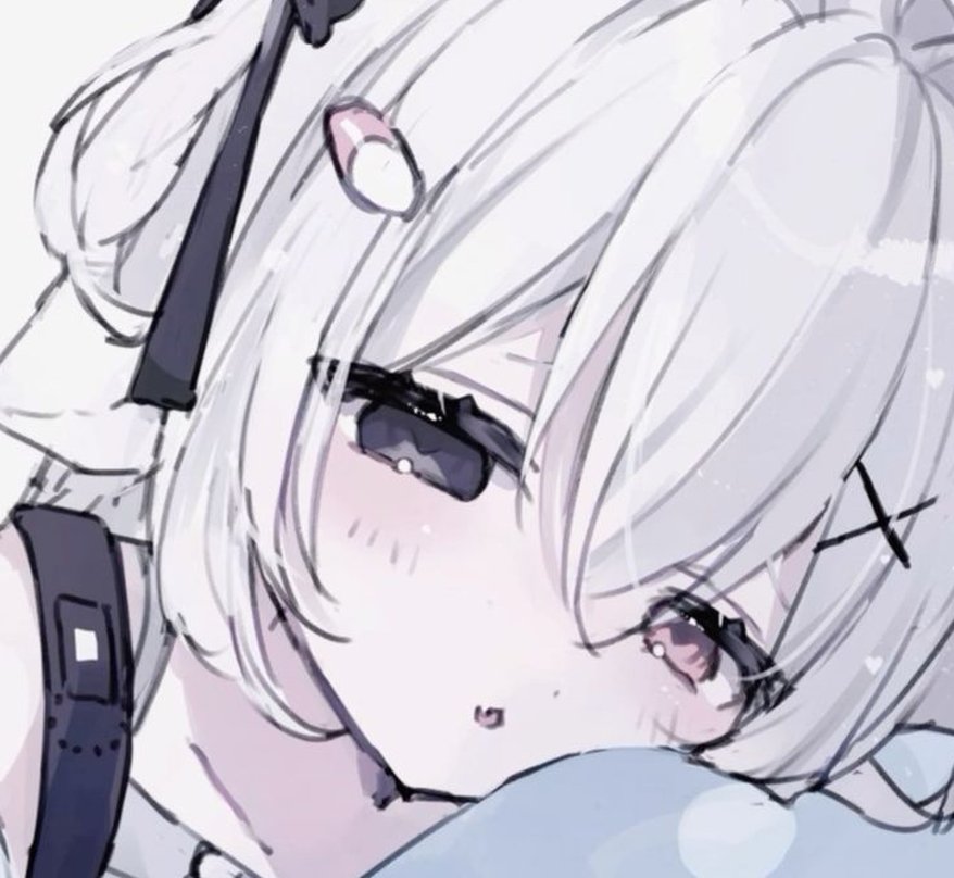 tikopt's tweet image. 家族でケンカしちゃった
気まずい 🍯