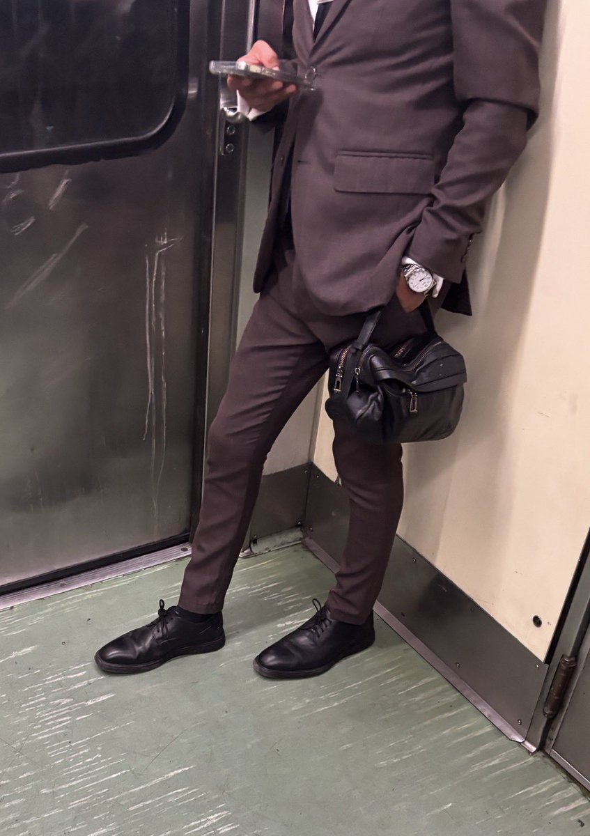 Mix 👔

#suit #gay #suitfetish #fetish #sheers #menatplay #morbo #suitedgay #trajeado #shoefetish #gaysuit #gaysuitfetish #cazandoguapos #gaysuit #gaysuitfetish #suit #gay #suitfetish #fetish #sheers #menatplay #morbo #cruising #cruisingcdmx #