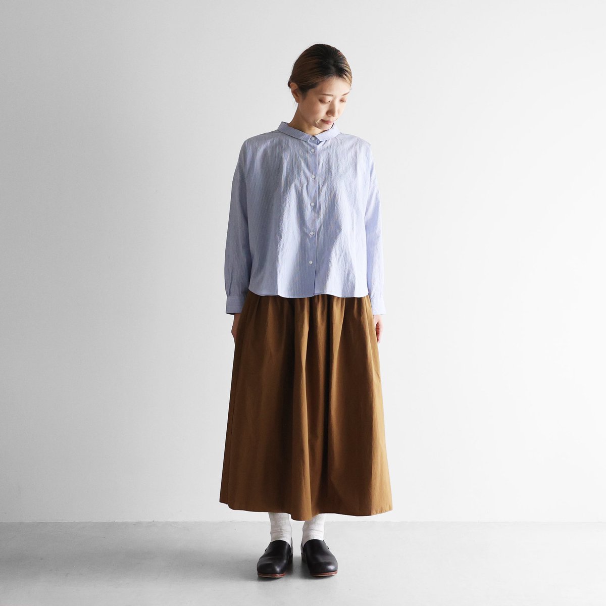 HUIS 遠州織物 HUIS｜やわらかサテンワイドブラウス 遠州織物 - 趣佳(シュカ