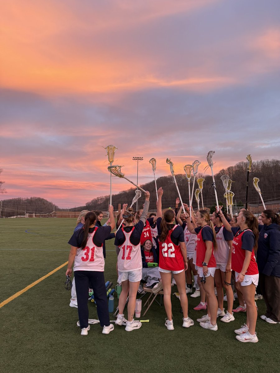 Was so happy yesterday that we forgot to take a picture!
So here’s our second-day-back-sunset-picture ☺️