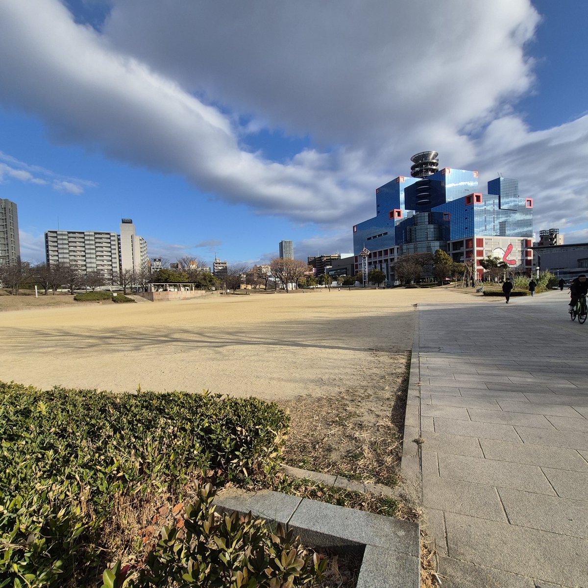 sumie1659's tweet photo. 母の介護が少し安定してきたので、自分のメンテを…数ヵ月ぶりに八尾から脱出 https://t.co/DP47hr7KFG
