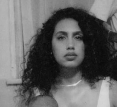 LoveIsback24's tweet image. Whitney Alford in the Mr morale photoshoot (2022).