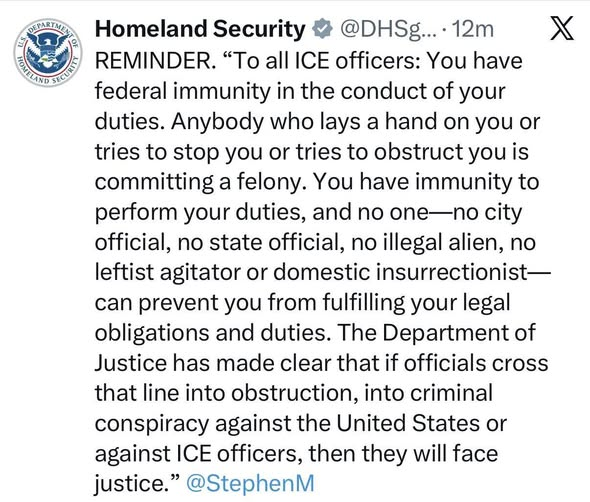 JamesTate121's tweet image. Stephen Miller signaling to ICE and CBP to basically enact violence on citizens freely.
They DO NOT have immunity.
This is both sickening, and dangerous, and EXACTLY what Miller has wanted his entire life.
This is just pure filthy evil. This is not how the US functions.

Via…