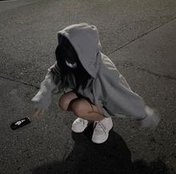 LauraReggie's tweet image. 朝起きたら喉が痛くて風邪をひいたかもしれない 🤳