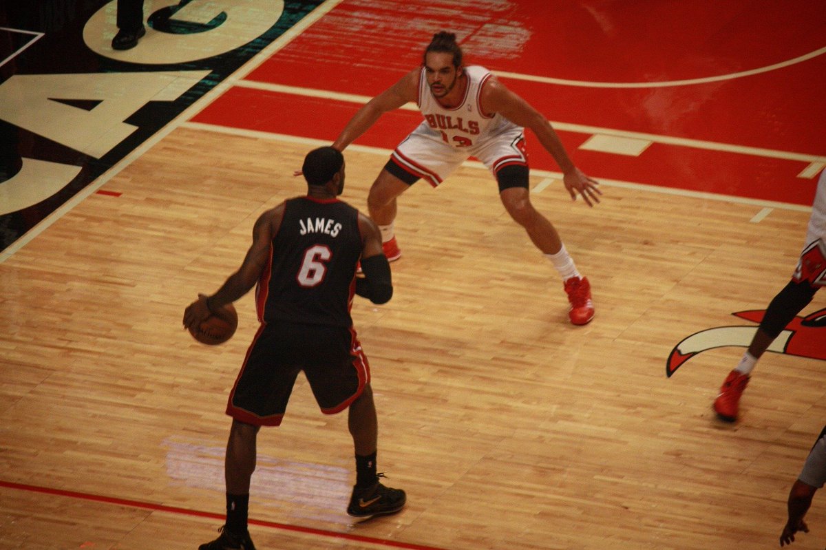 JaDversary's tweet image. Saw him in Golden State back in the day but also saw him on Miami when I was visiting Chicago, got some good pics of him in action