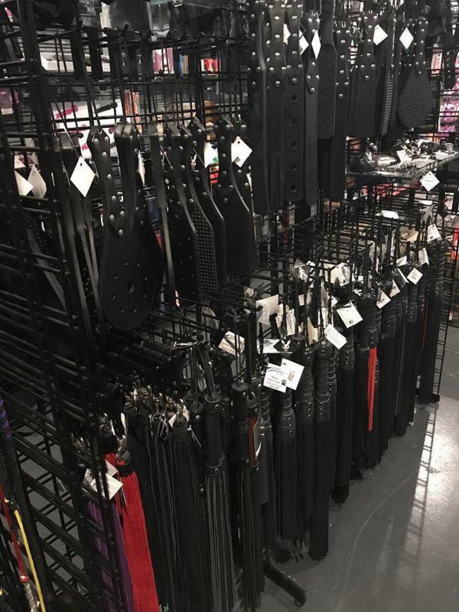 New Giveaway! Join the giveaway and win the most cutest sissy necessities. The sissy starter pack is worth more than $200 so make sure you enter fast.
How to enter?
Like this giveaway
Reblog this giveaway
Follow me
Drop your country flag at comment section