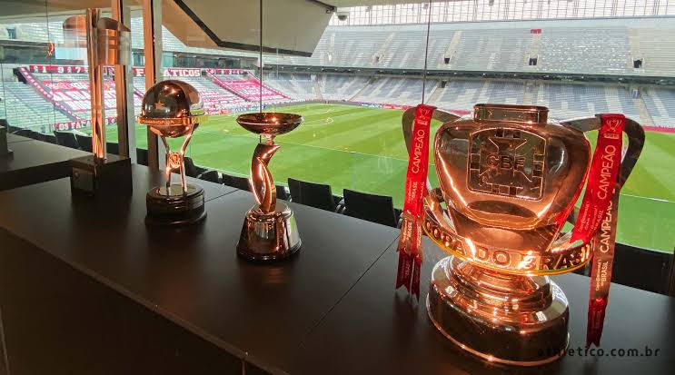 Irônicos da Baixada tweet media