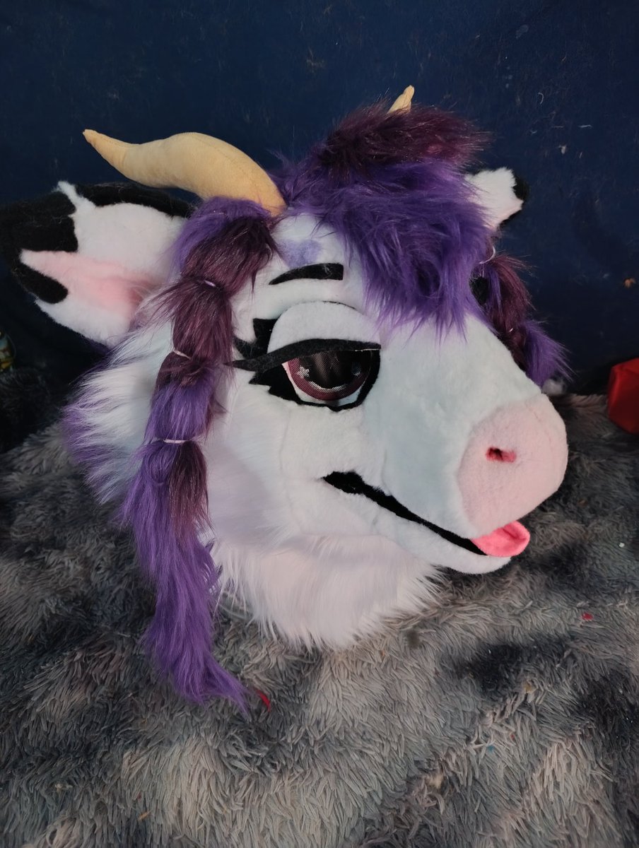 Snuggles fursuits tweet media