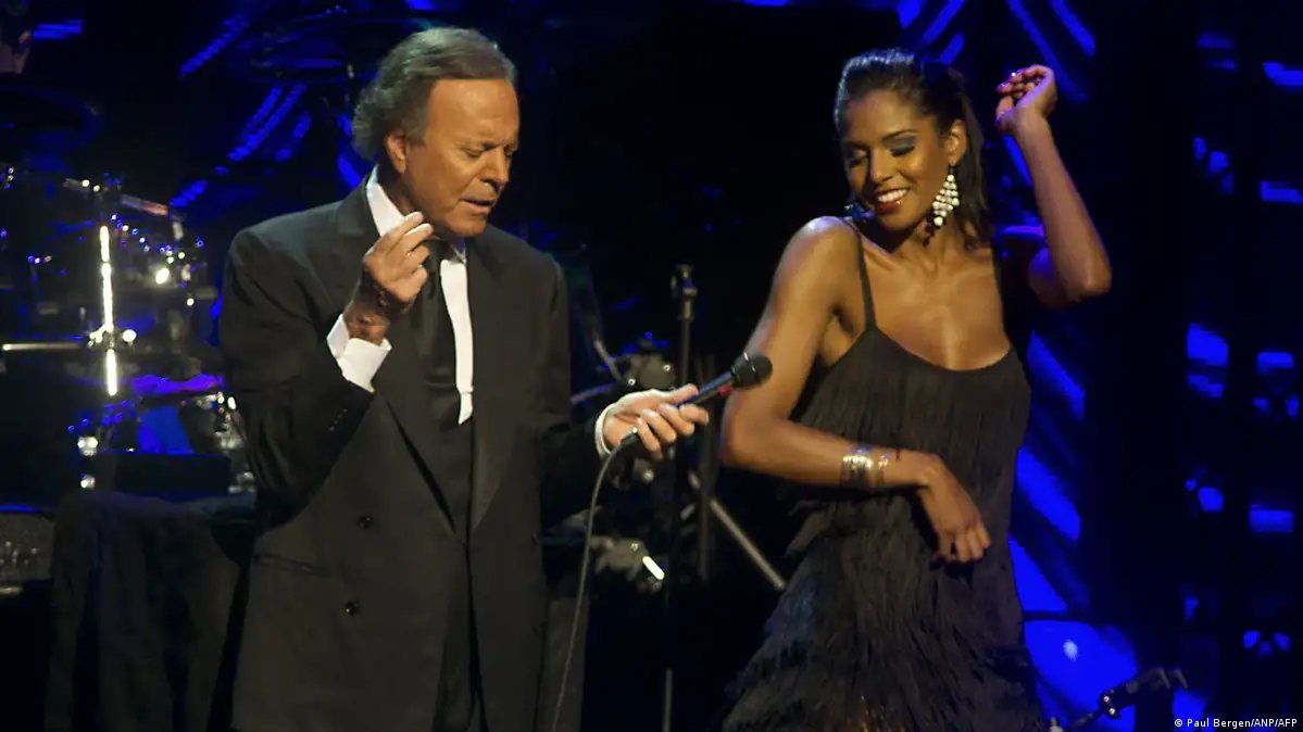 ReporteYa's tweet image. #13Ene #España #Justicia 
El Gobierno de España pidió llegar “hasta el final” en la investigación por las denuncias de agresión y acoso sexual contra Julio Iglesias, presentadas por dos exempleadas, y respaldó la actuación de la justicia. – @dw_espanol