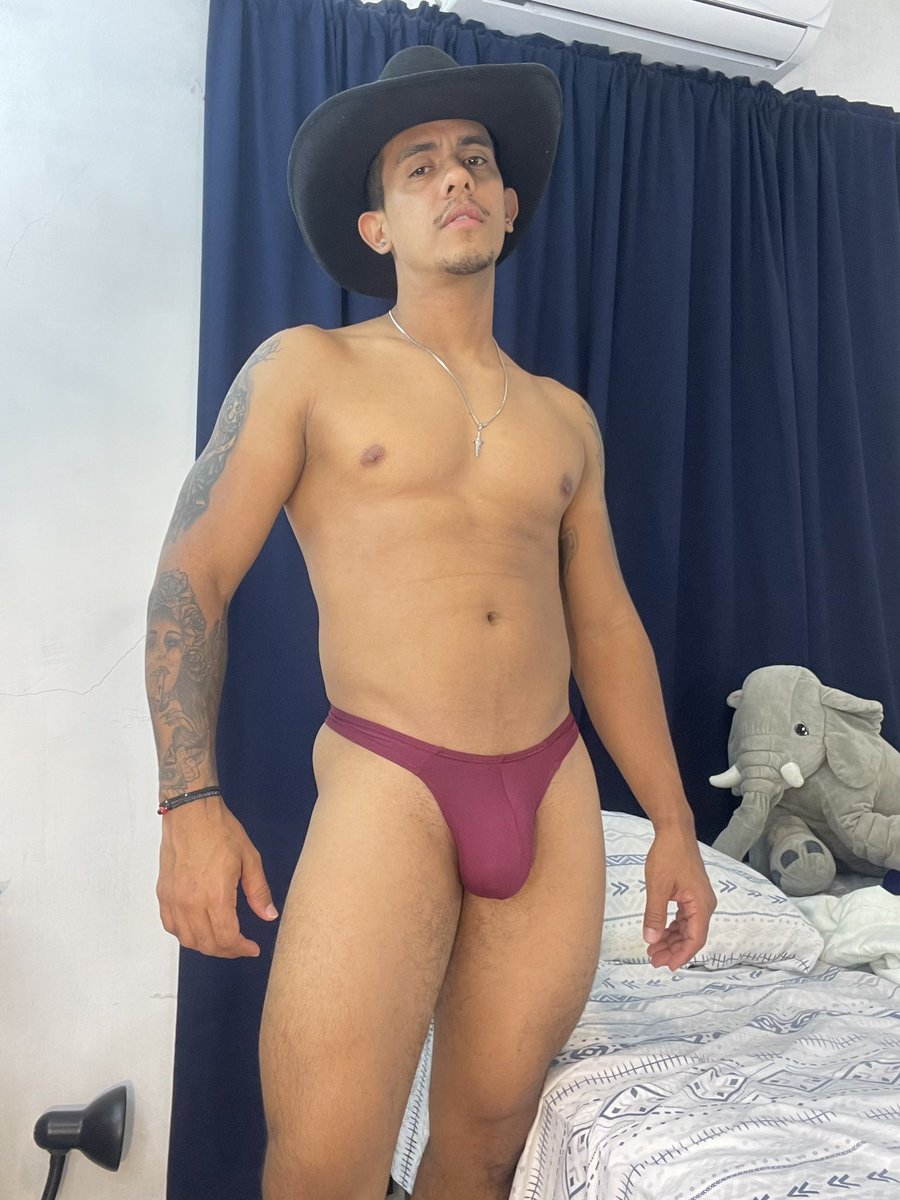 Andres Junior Fan Page tweet media