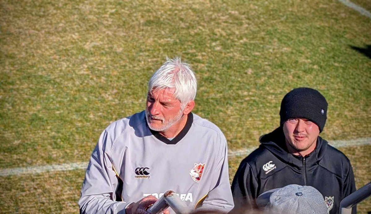 got's tweet image. 昨日ブレイブルーパスのファンクラブイベントにてトッド・ブラックアダーHCと会話する機会をいただきました。
ニュージランド、ヨーロッパのクラブチームHCを歴任し、現在の日本NO.1クラブのHCと会話する機会はなかなか無く、含蓄に富む言葉だったので要点をまとめました。…