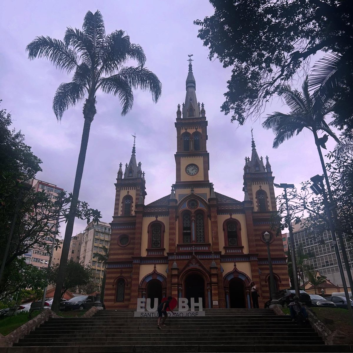 Recently, Belo Horizonte was named the Cryptocurrency Capital of Brazil. As  fate would have it... again... I had the great pleasure of exploring Belo  Horizonte a few weeks ago and fell in