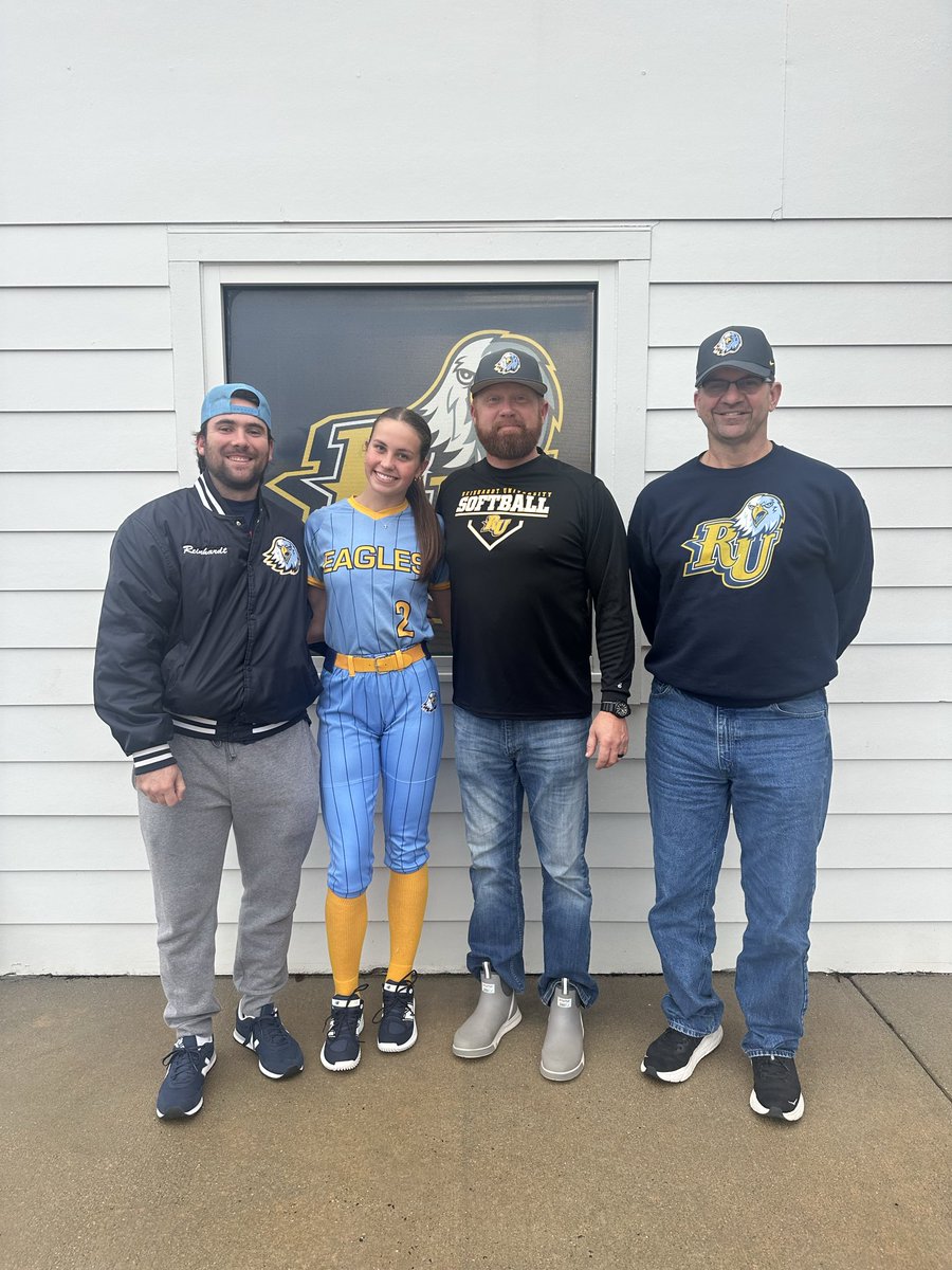 Olivia Rains tweet media