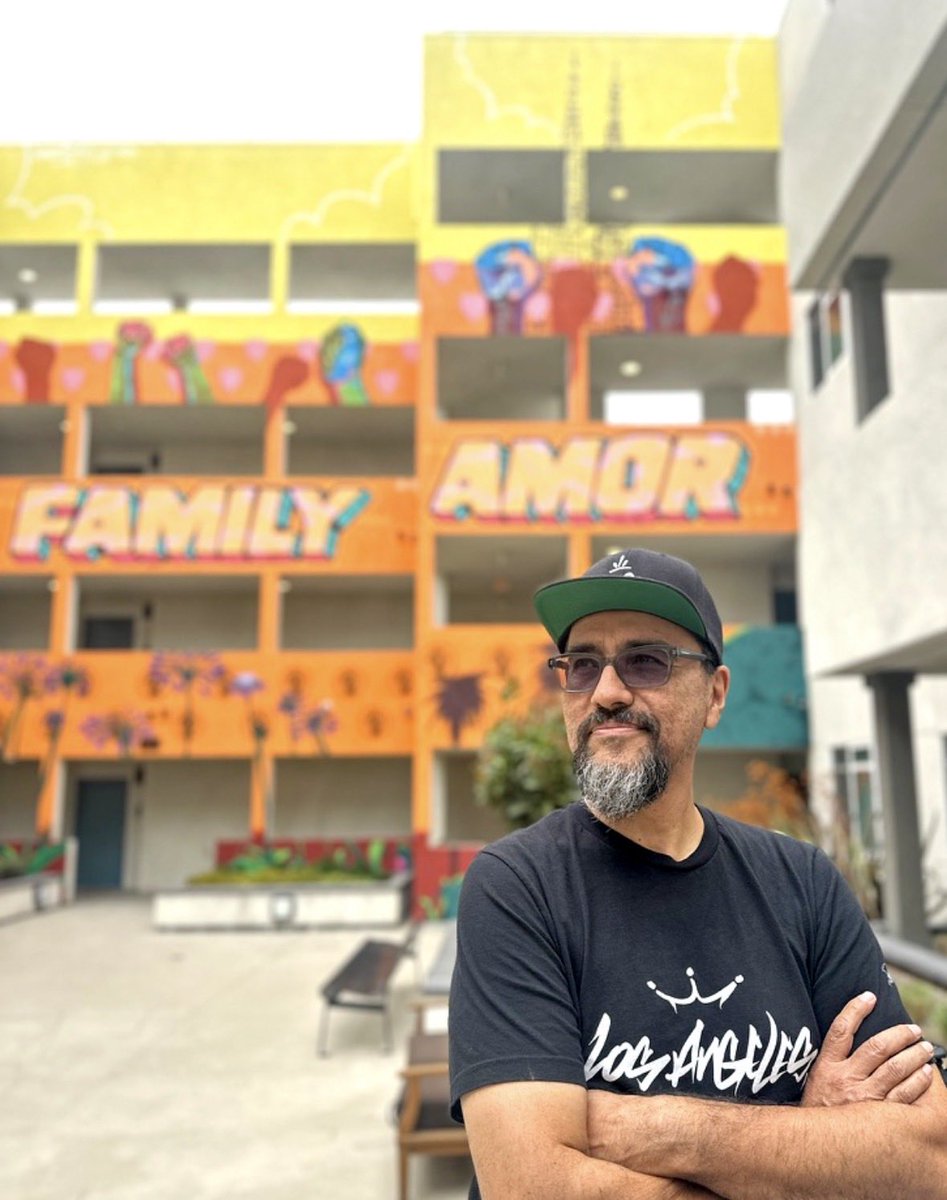 FAMILY AND AMOR IN WATTS A MURAL BY MAN ONE IN JORDAN DOWNS youtu.be/yK0B6Pm0Trc?si… via <a href="/YouTube/">YouTube</a>