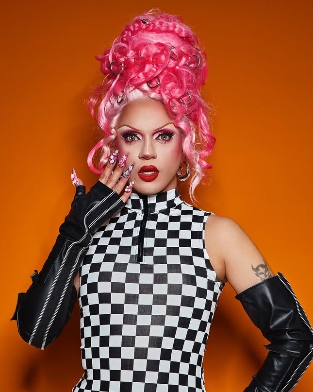 SeriesBrasil's tweet image. 🚨 Kitty Kawakubo é a vencedora da 7ª temporada de Corrida das Blogueiras. #CorridaDasBlogueiras