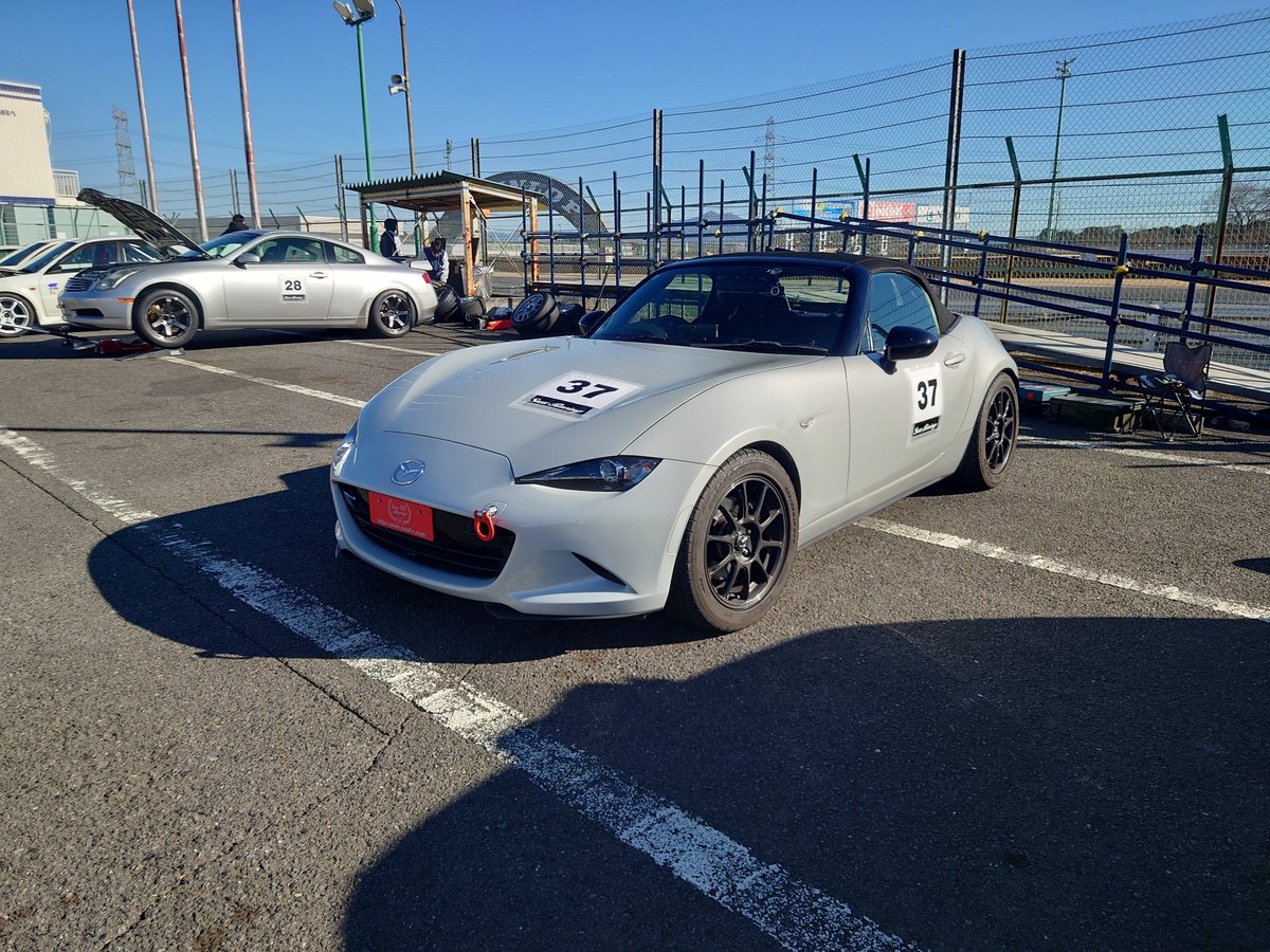 eastb18's tweet photo. 今日は本気の人多いです😰

#TC2000
#ロードスター https://t.co/voRDoPfR8L