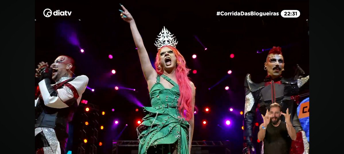 imlellet_'s tweet image. ACEITEM O BEM VENCEU!!!!!!!!!!!!
#CorridaDasBlogueiras