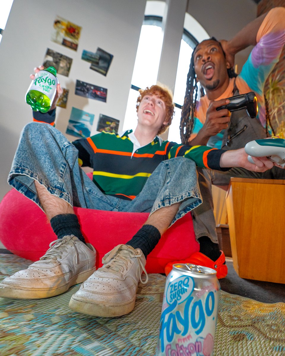 Faygo's tweet image. Score a zero while gaming = roasted.  Share a Zero while gaming = You’re still gonna get roasted, but your friends will be happier while they do it.