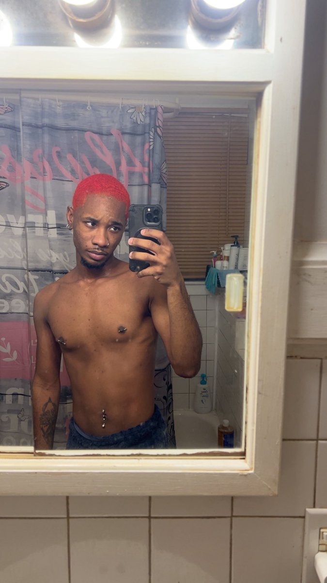 Antonyob73's tweet photo. New Year, New Color❤️❌ https://t.co/oBmlBKmRO7