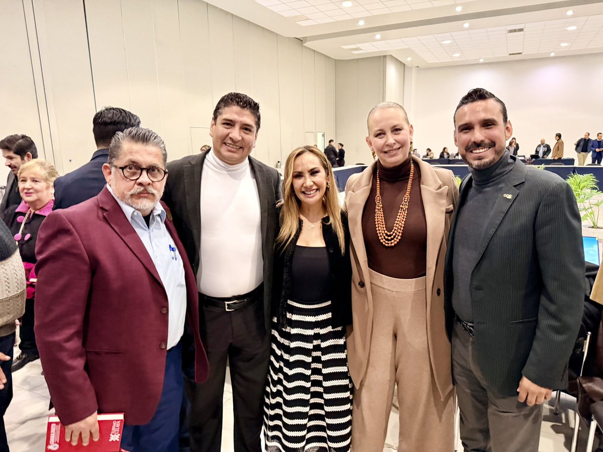 Agradezco a <a href="/turismogobgente/">Secretaría de Turismo e Identidad</a>, <a href="/lupita_roblesmx/">Lupita Robles</a>, por la invitación a la Reunión de Líderes del Sector Turismo 2026, y su acompañamiento en este importante ejercicio de diálogo y construcción conjunta.

Durante el encuentro se presentaron definiciones estratégicas para el rumbo