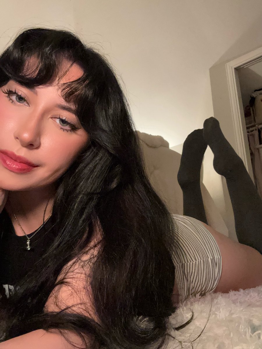 cleoscontrol's tweet image. rewiring that weak mind of yours 🌀💘