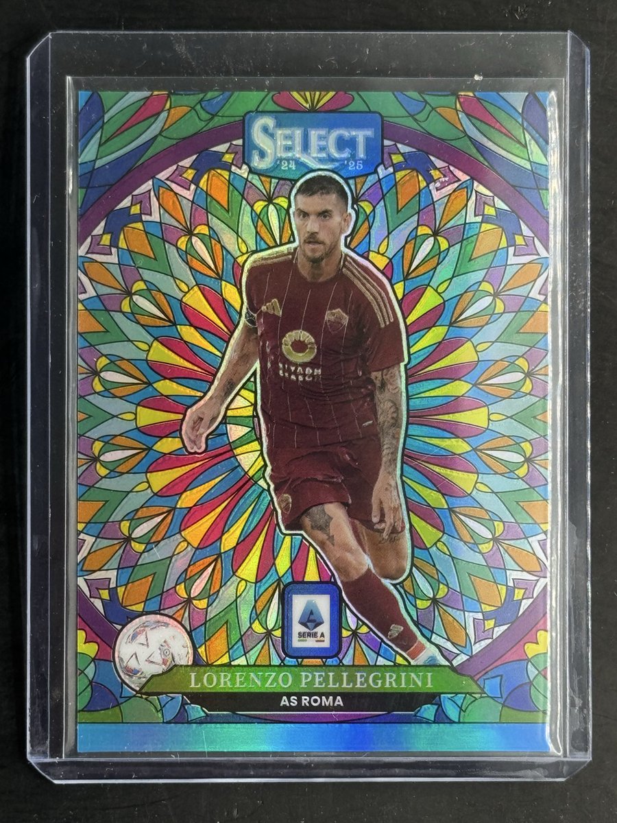 Lorenzo Pellegrini Stained Glass

$80

Shipping: $4 US, all others calculated

#TSSS