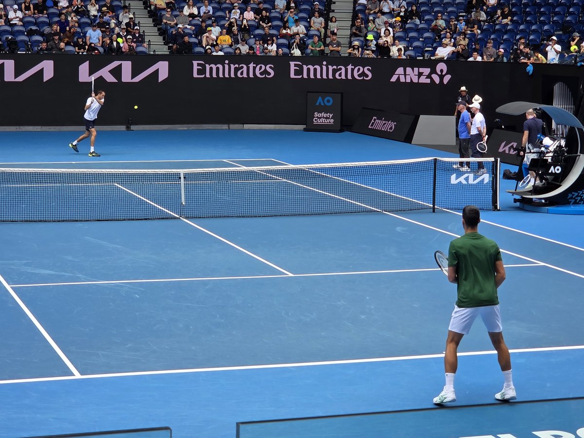 Fair duet on centre court for a practice. #AusOpen