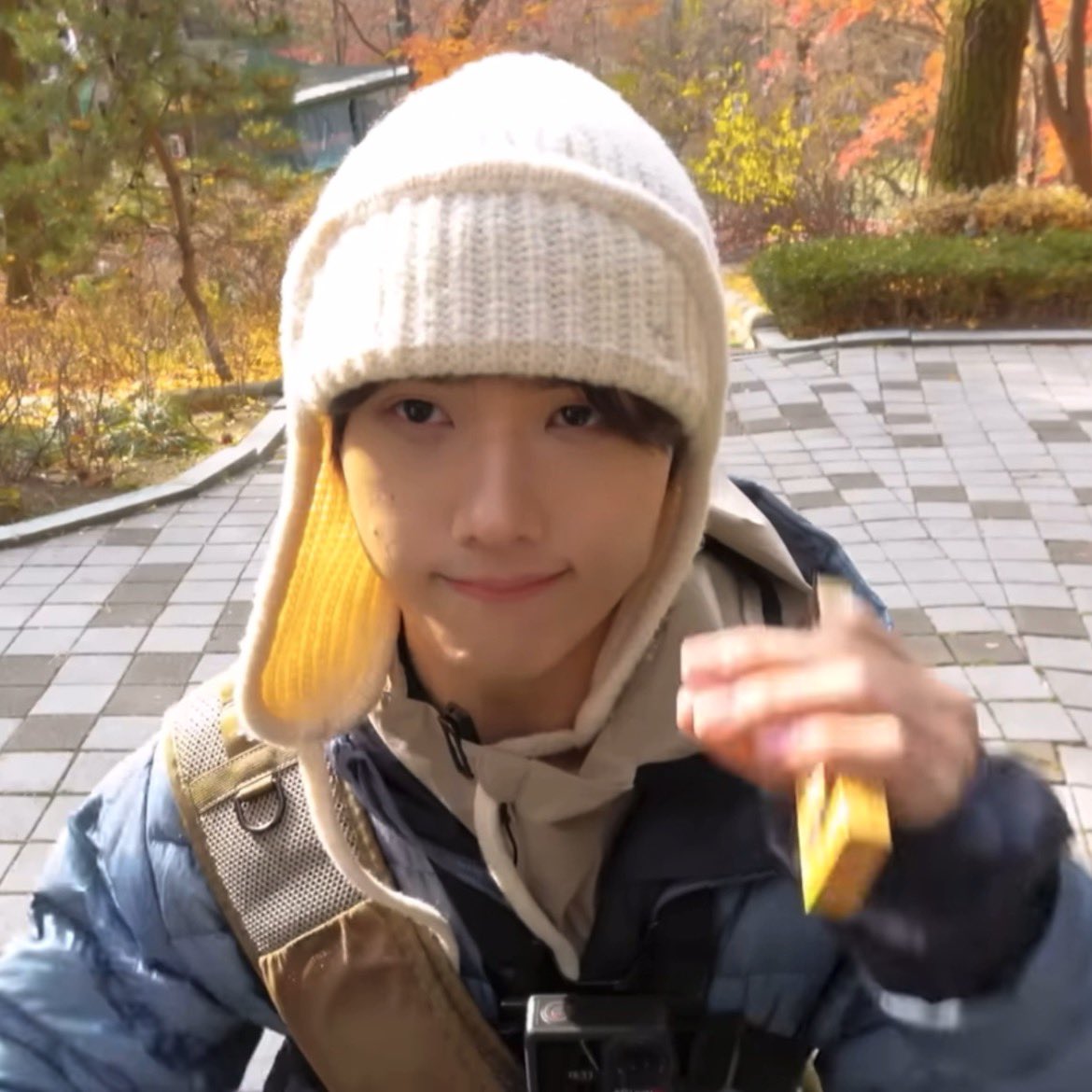 cloudEllora's tweet image. Bocil lucu ini tbtb jadi adek pulici😭🤏