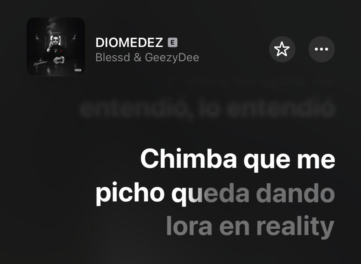 seresbasicos's tweet image. Mk blesed está pagando los cachos que puso en esta vida y en unas 7 vidas más jajaja estás viejas no lo sueltan (igual estoy deacuerdo que Mariana diera su versión🤷🏻‍♀️)

#LaCasaDeLosFamososCol3
#LCDLFCOL3