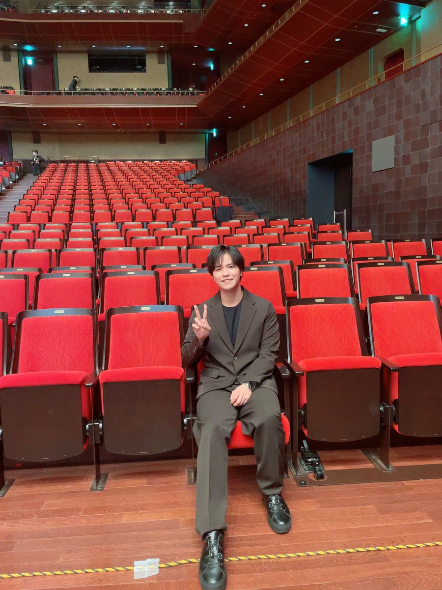 石谷春貴 tweet media