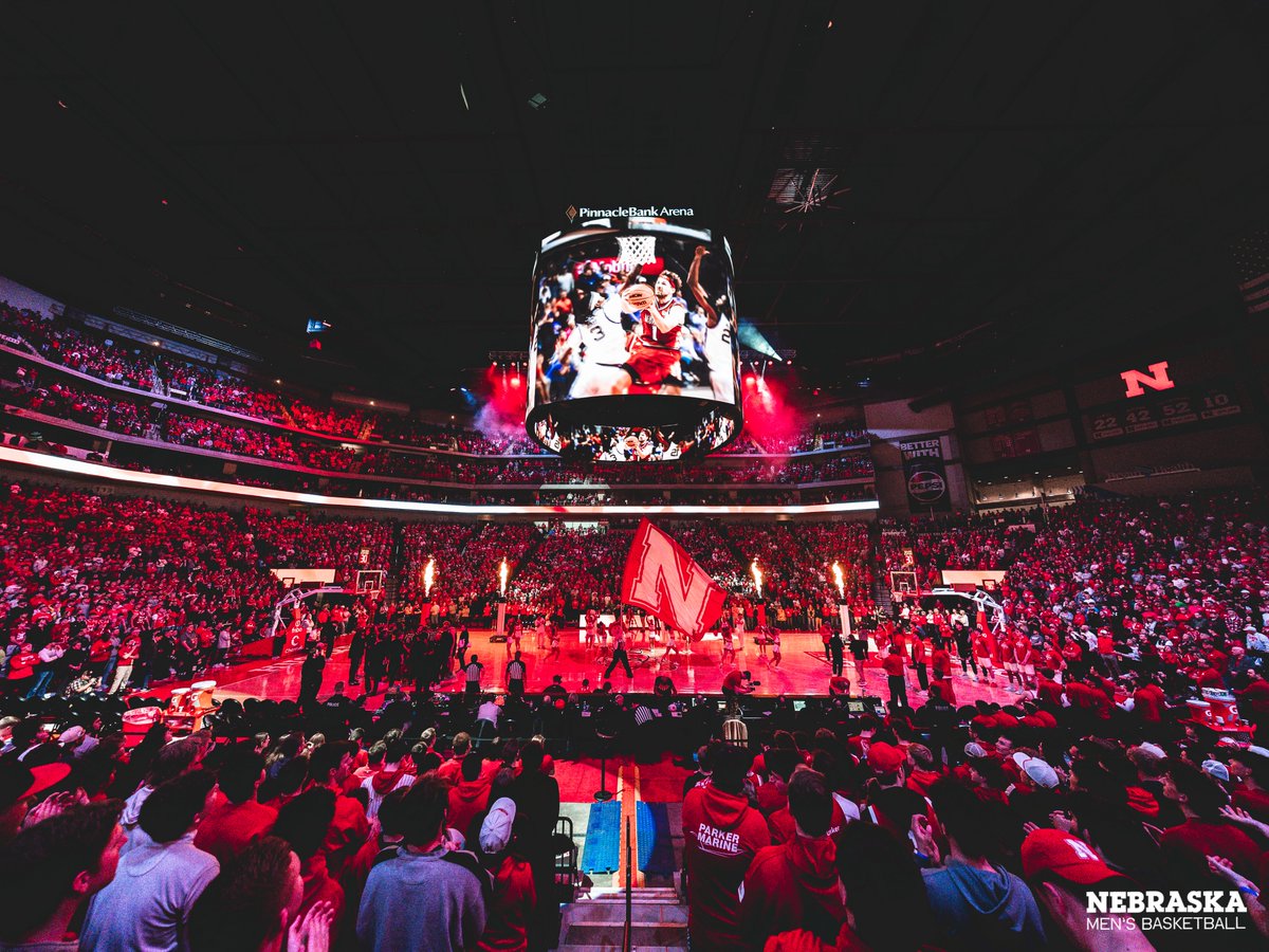 HuskerMBB's tweet image. No Place Like It. 🔒