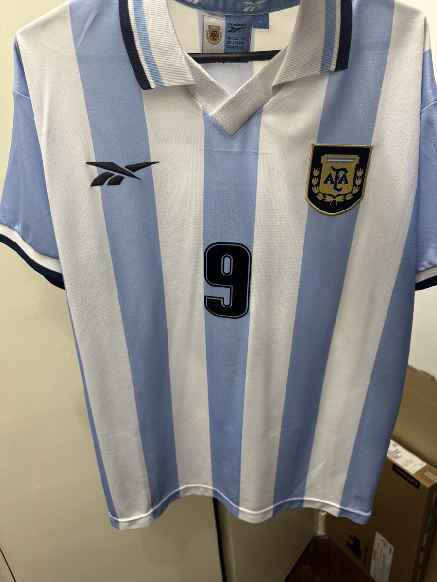 正規品 00/01 アルゼンチン代表 リーボック オルテガ　Lサイズ 正規品 00/01 アルゼンチン代表 リーボック オルテガ Lサイズ 2025年