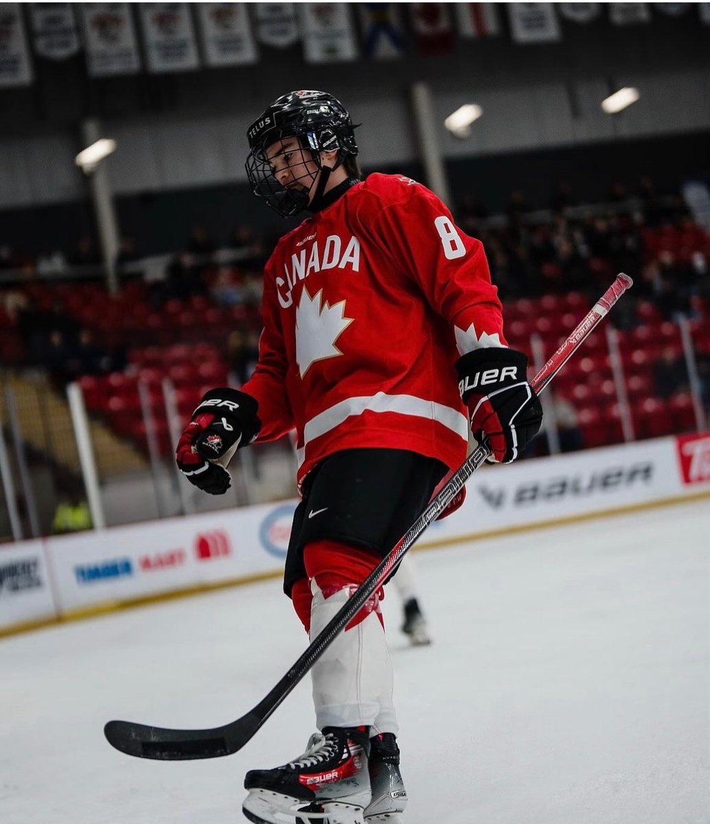 tburns34's tweet image. [4 Big Goals of Training In-Season]

1. Prioritize Performance.

Training should both assist the recovery process as well as help the athlete prepare for the upcoming games in the week.

We must strike the balance between performing enough wor (and the right type of work at the…