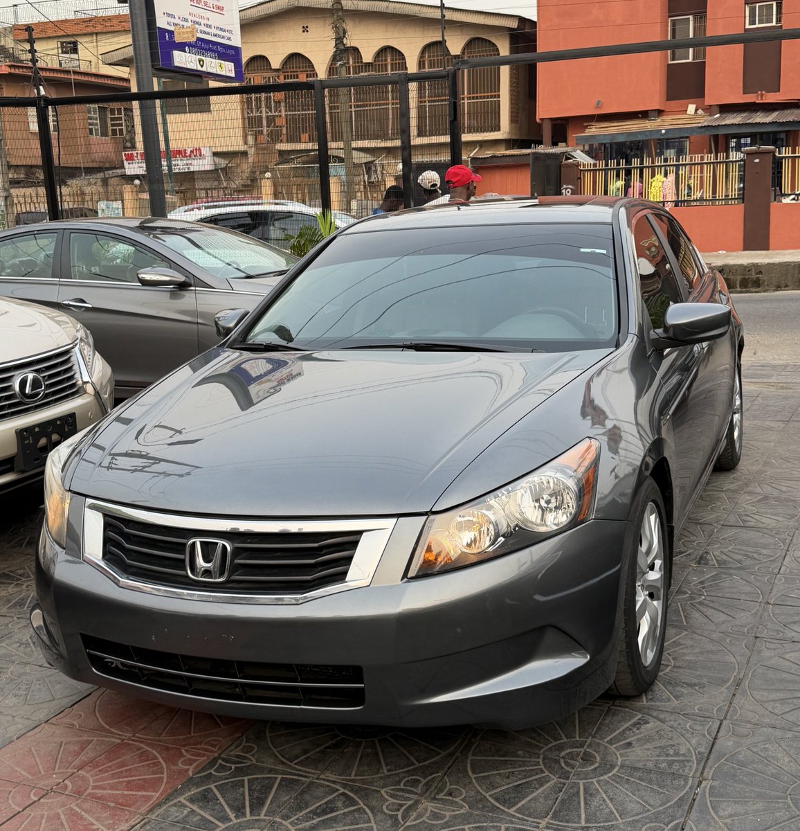 skip_001's tweet image. KINDLY REPOST🙏🏾
VEHICLE FOR SALE
Make: FEW MONTHS REGISTERED  2010 HONDA ACCORD 
Engine: 2.4Liters V4
Color: GREY
ODO: 120,000Km
Extras: Sunroof, Leather Seats,Back vent, Excellent sound system,Beautiful alloys.
Price: N6,800,000

📍Ogba,Lagos

#BA 08061350735
#Ooni