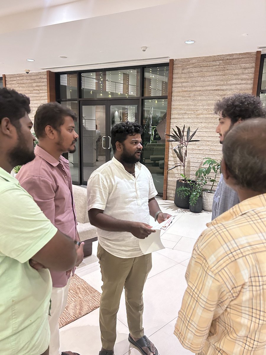 LockChinna's tweet photo. Advance congratulations to enter team #SrinivasaMangapuram let's rock this year 2026 @GhattamaneniFC tq so much sir trusting us #BALLRI GHATTAMANENI JAYA KRISHNA FANS BALLARI . https://t.co/QJNhNuG2VW
