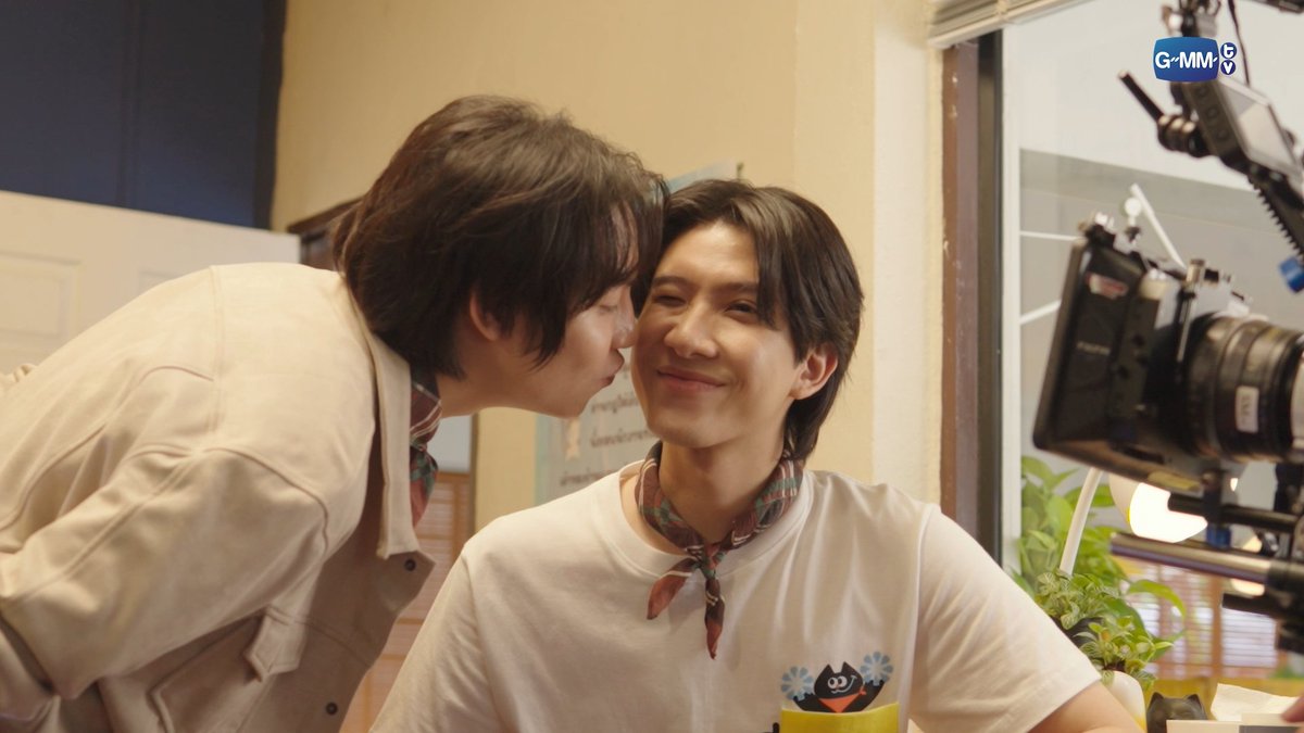 firstkhaoshine's tweet image. —✰ FKT UNIVERSE X CFC 🐱☕️✨️

How would our beloved characters join the trend? Come and see it for yourself!

Especial episode edition 🤍

#CatForCashSpecial