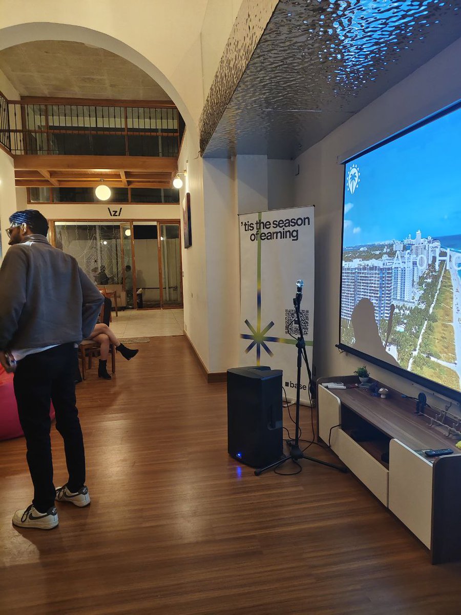 AkashGadha44058's tweet photo. Attended the Base launch party ๐
Met some amazing folks.
Andโฆ I earned my first dollar ever just by taking a selfie ๐
๐ธ
@BasedIndia
#FirstDollar #BasedMoments #Onchain https://t.co/0c9fMczpYf