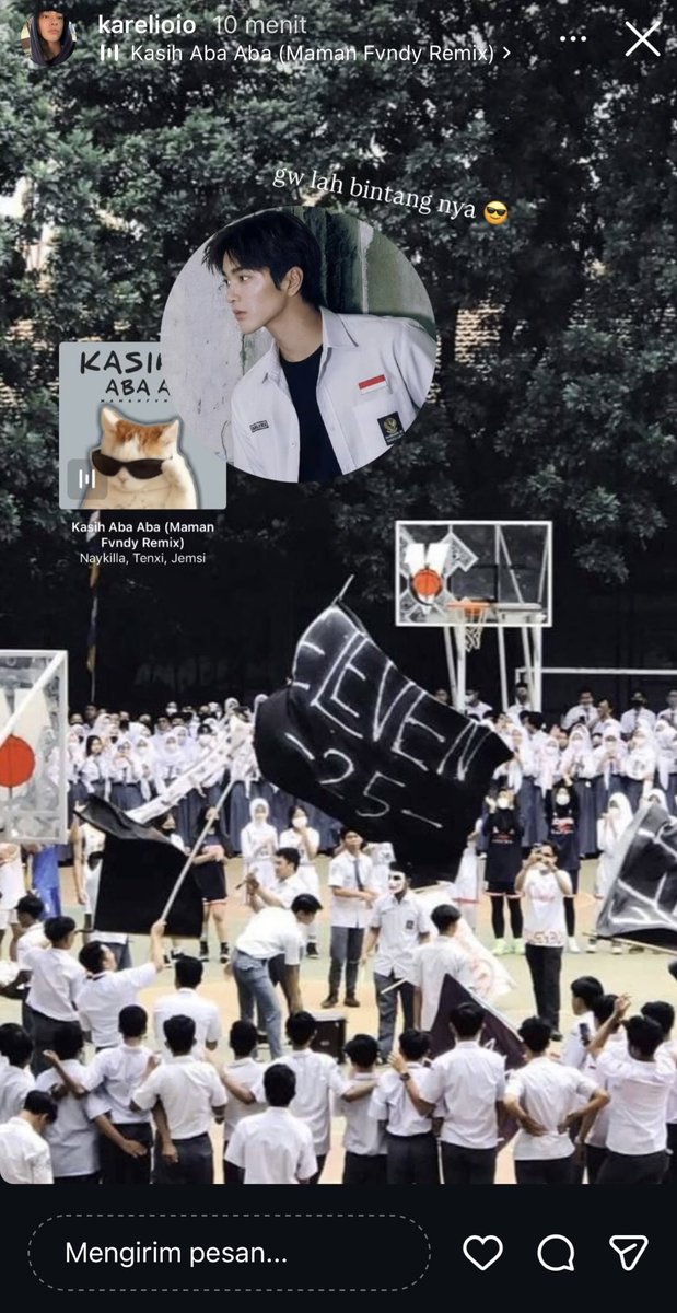 kissaspell's tweet image. 𝓣hey 𝓓oesn’t 𝓚now 𝓨ou, like i do.

when your ex looks like a gangster outside but is actually a mama’s boy

— a keonhyeon fewtweets au.
kissaspell, 2026.