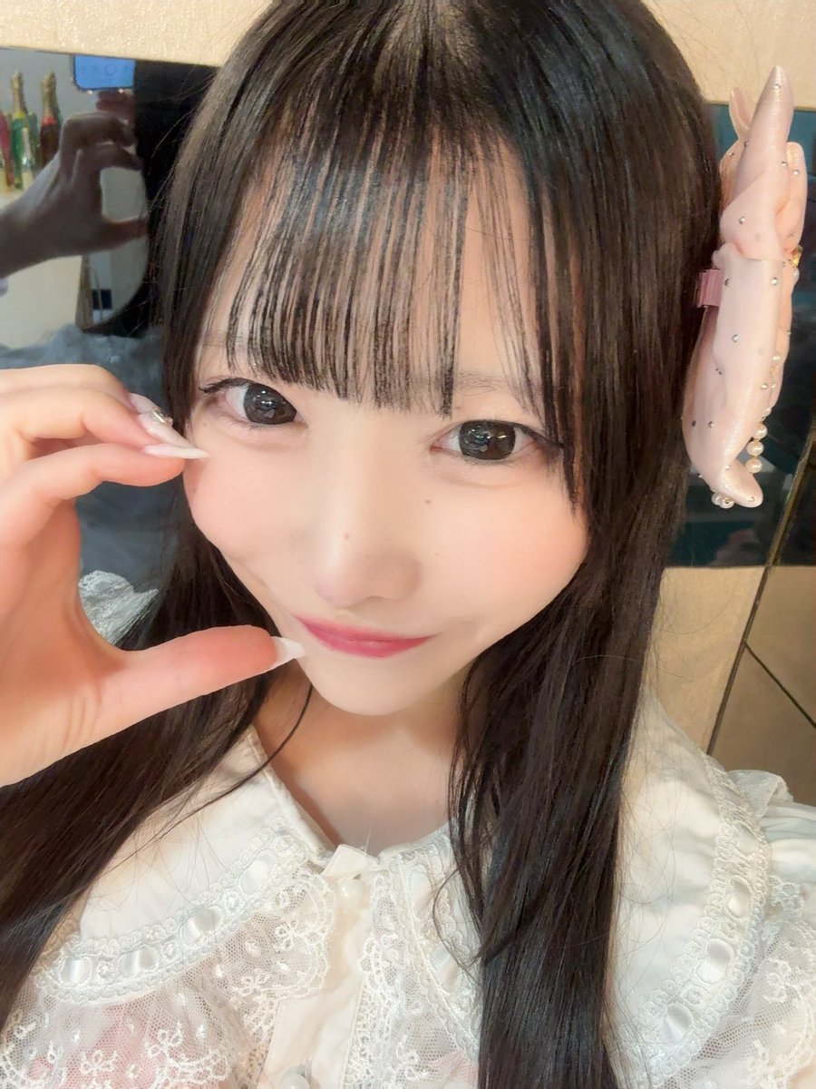 21時から配信するー！！！ りあからの招待コードだよー！ コインたくさんもらえる( ˶>ᴗ<˶)ྀི 8V5V6508  【https://t.co/cDjQFvHtbS】 フォローしてまっててほしいきもち！ 配信先▹▸ https://t.co/u7mqLDeDwA